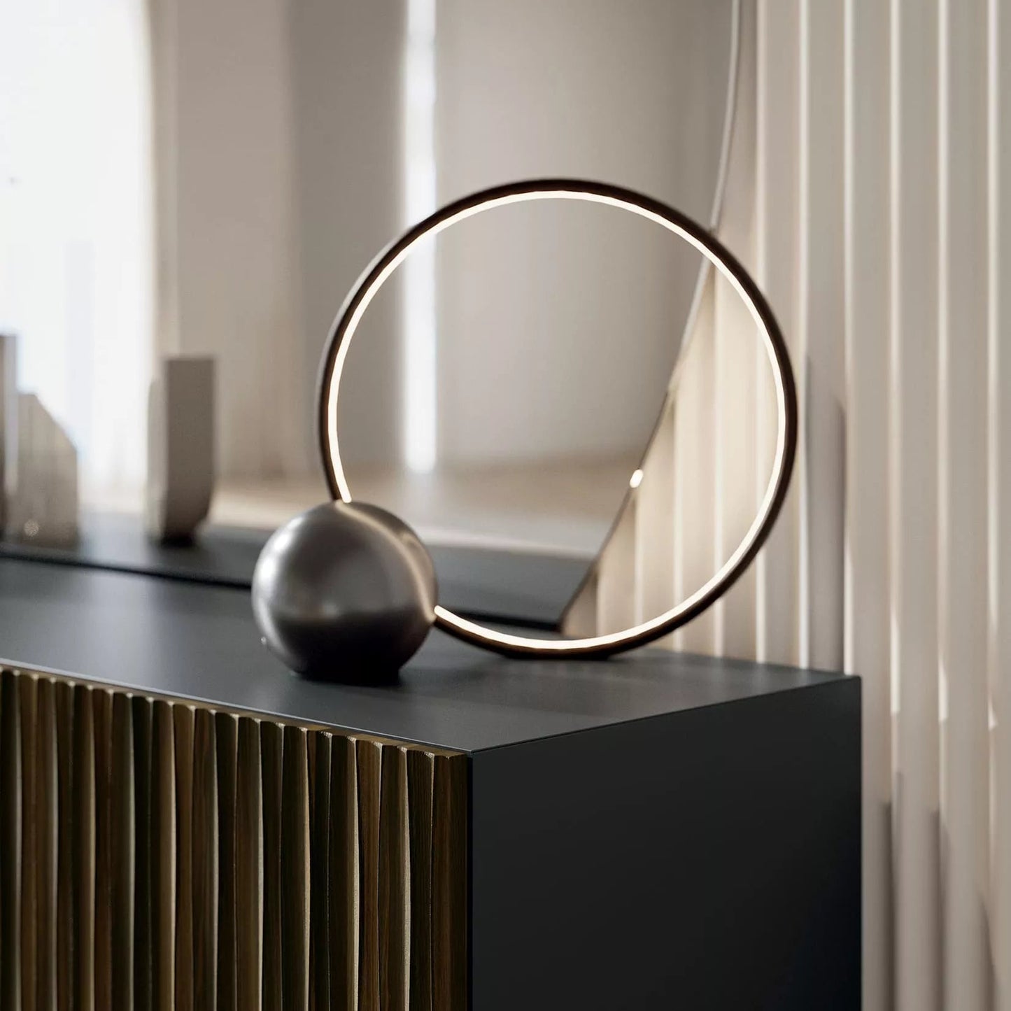 Circle Table Lamp