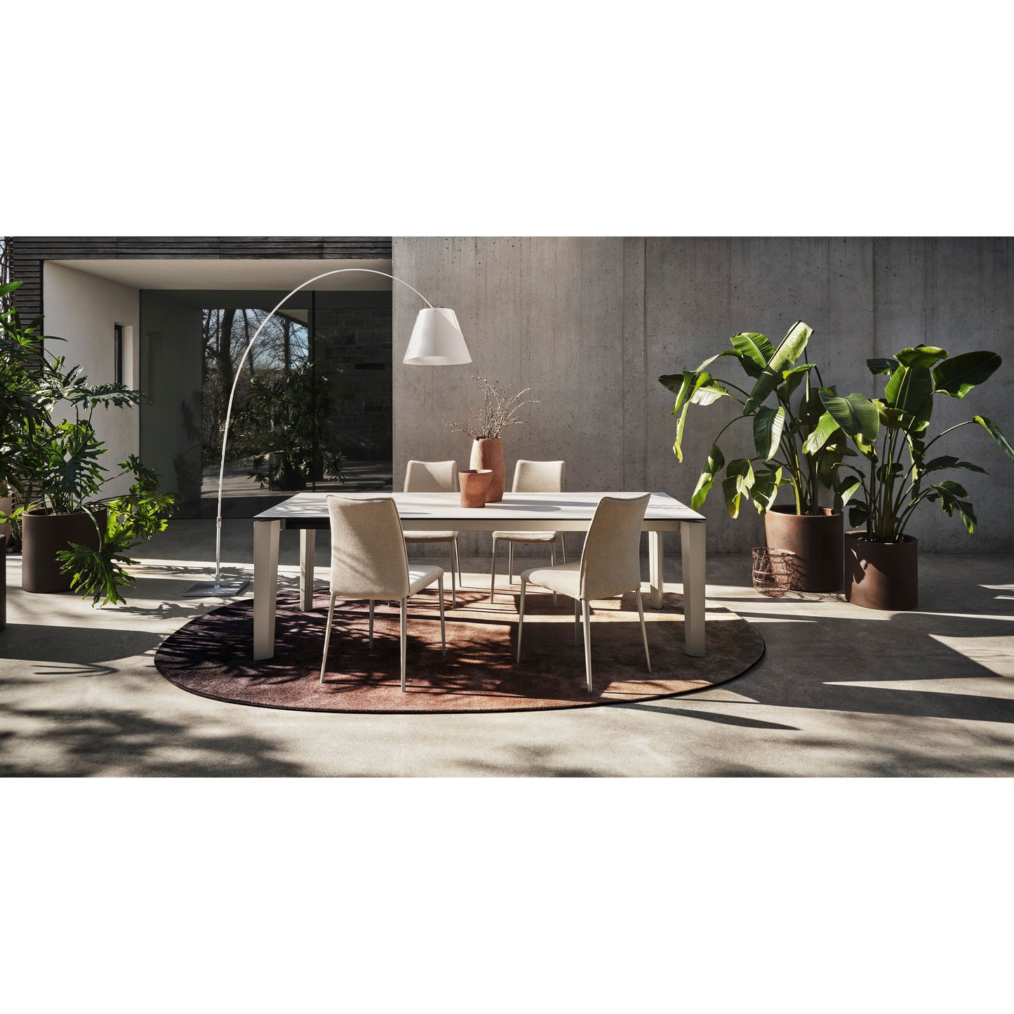 Delta Extension Dining Table