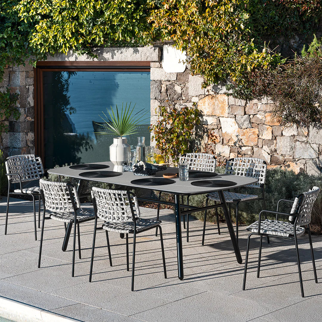 Yo! Rectangle Outdoor Table