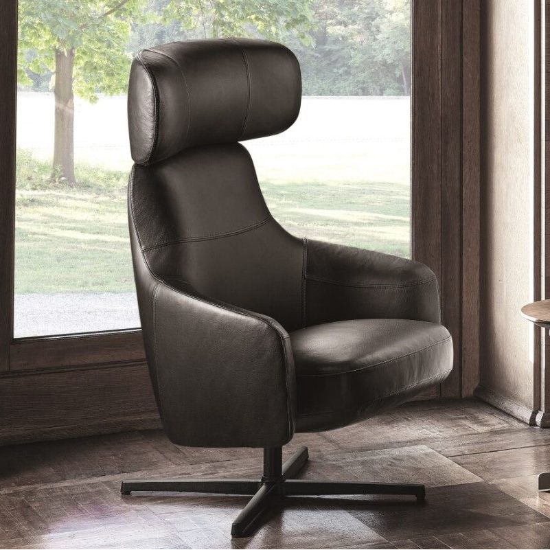 Cuper Armchair & Ottoman