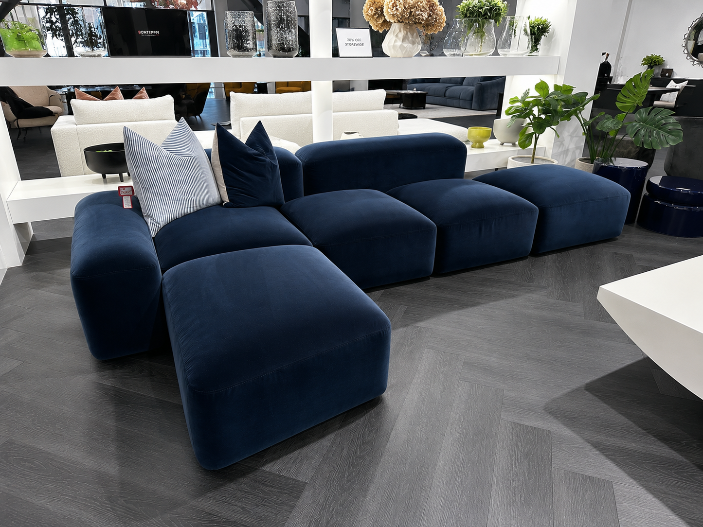 Lapis Sofa