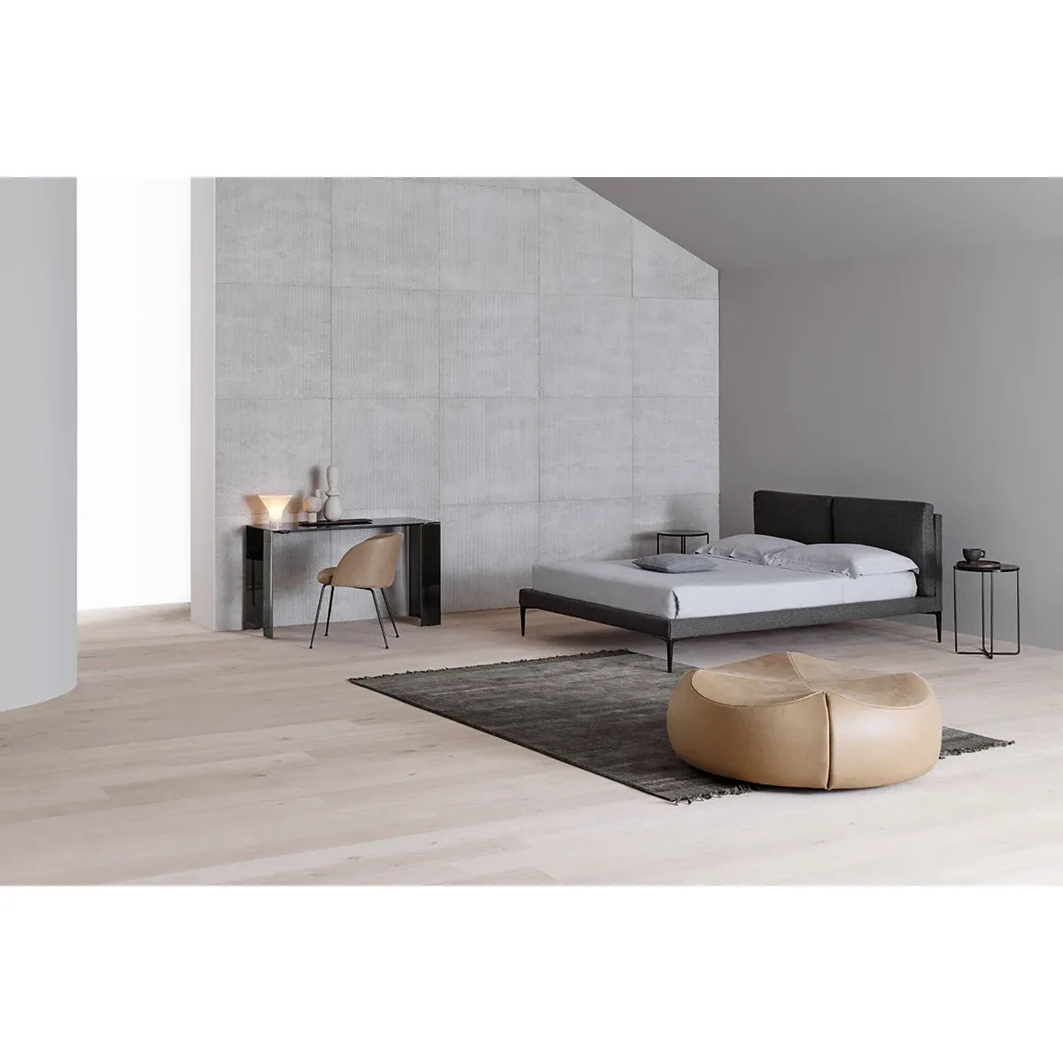 Exilis Console Table