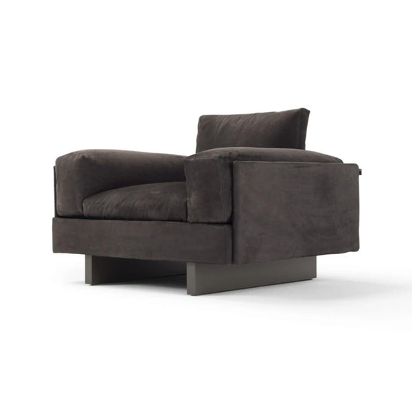 Tau Armchair