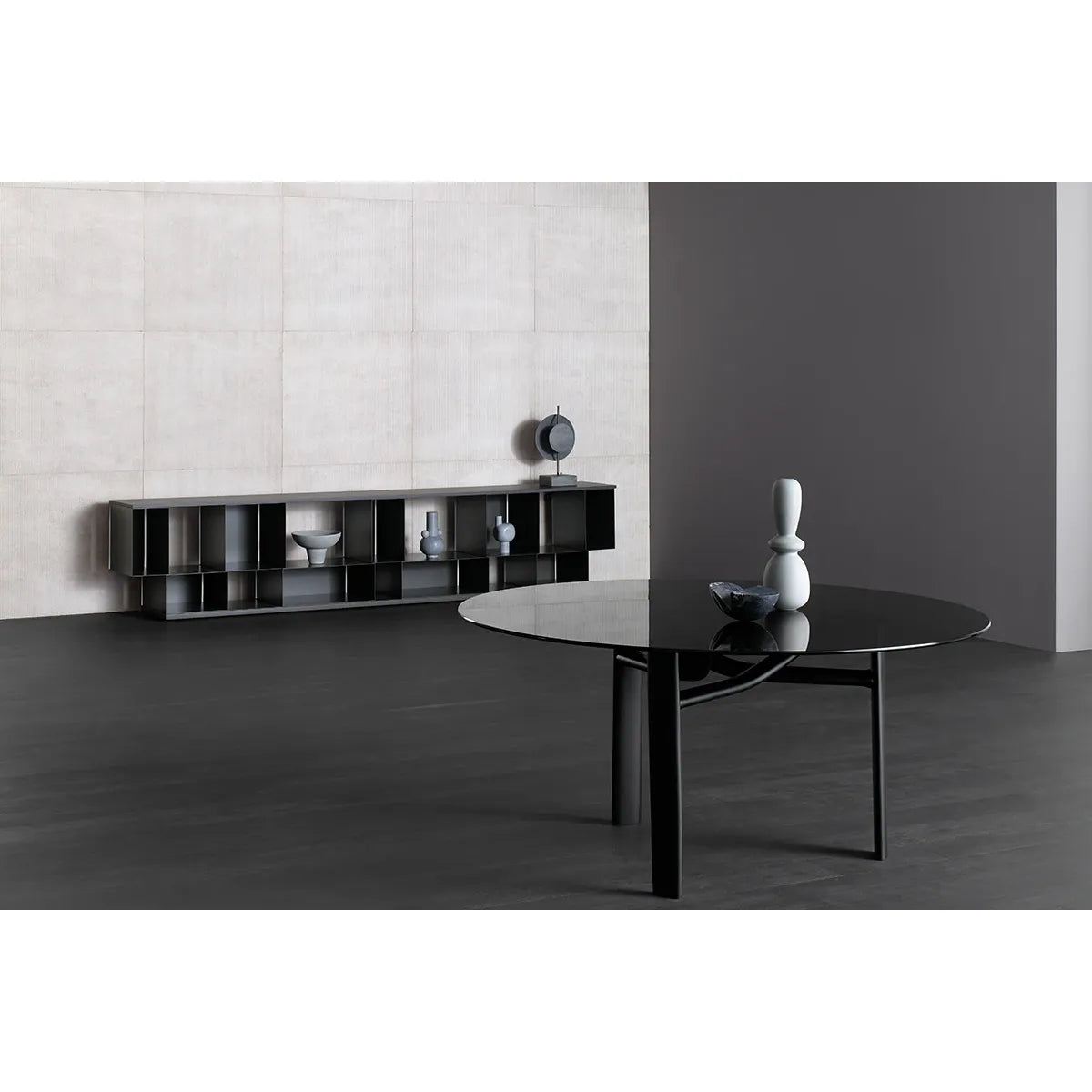 Twister Round Dining Table