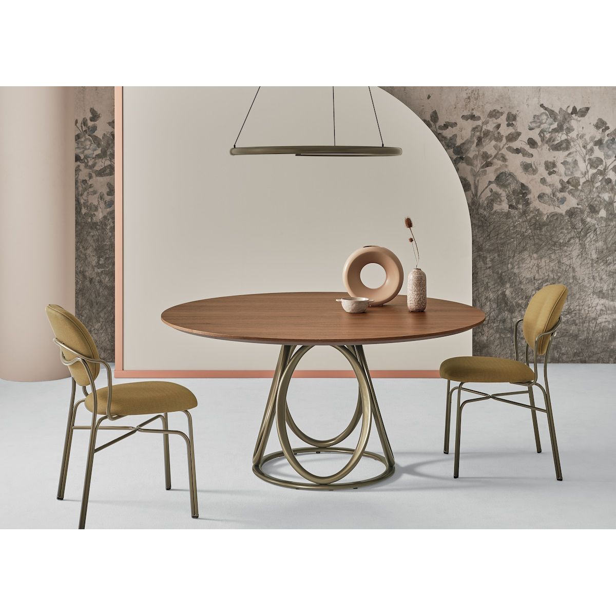 Louis Round Dining Table