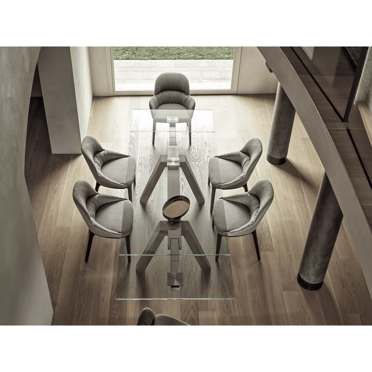 Queen Dining Chair