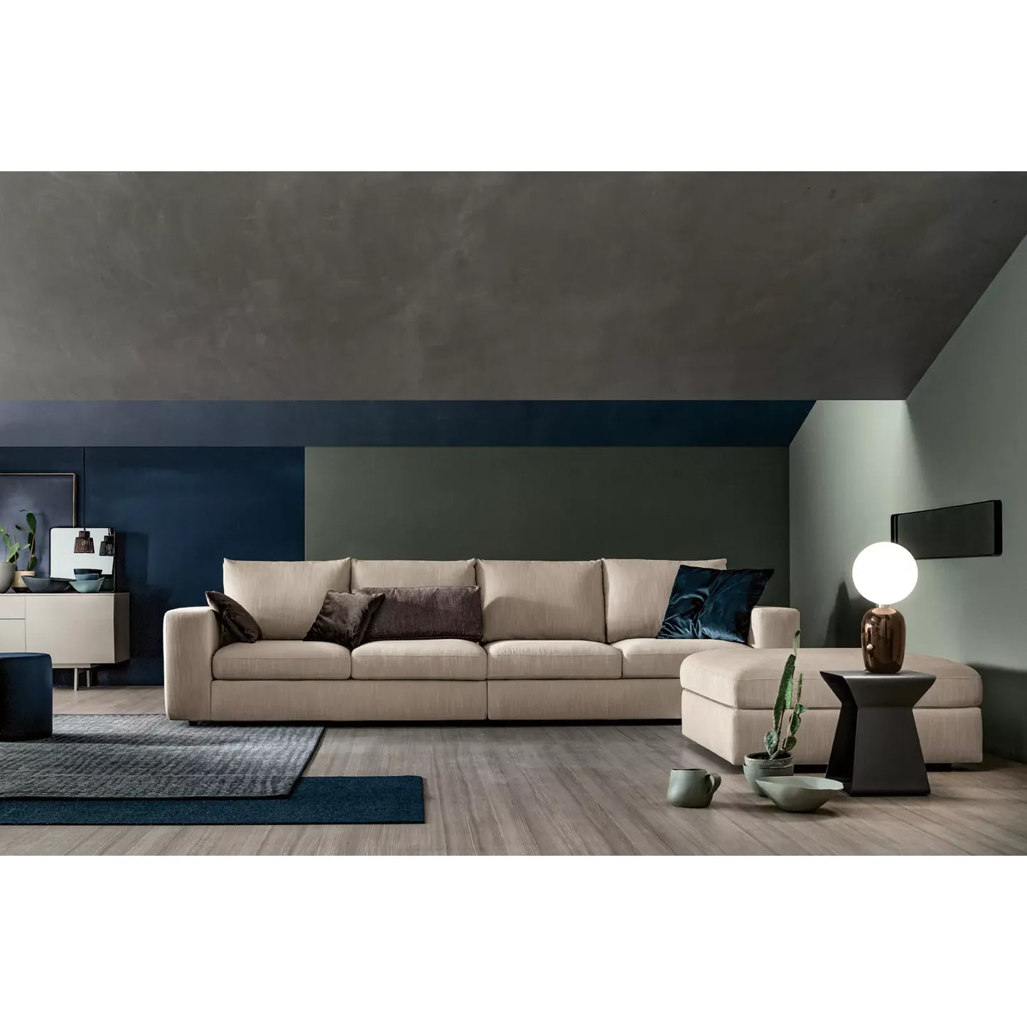 Zenit Plus Sofa
