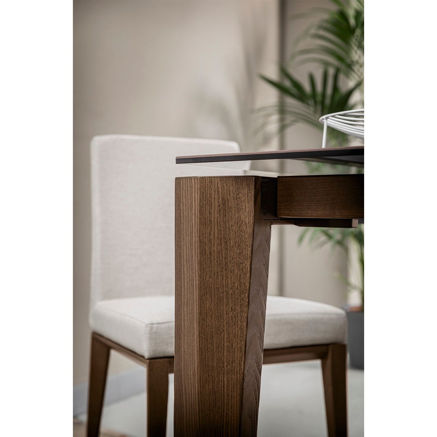 Alpha Extension Dining Table