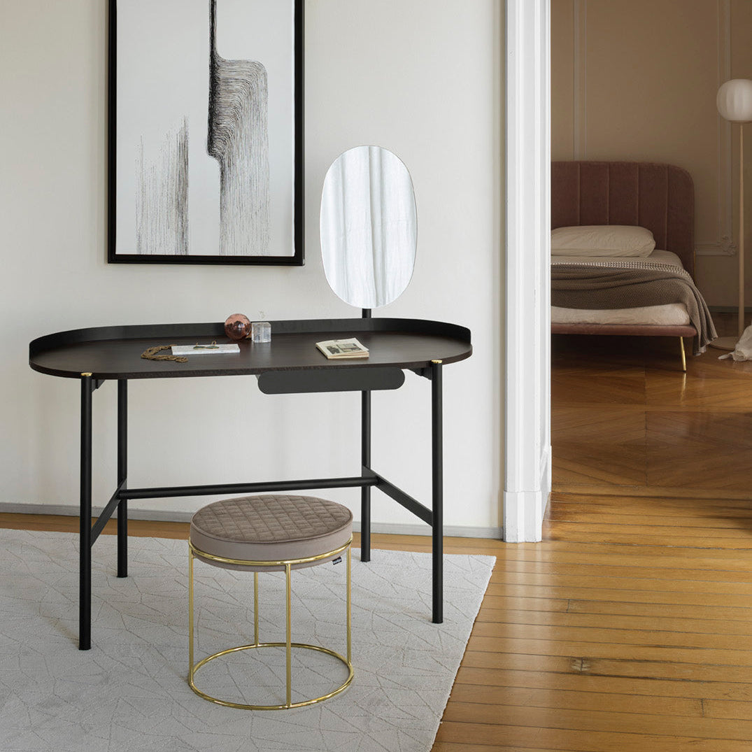 Madame Desk