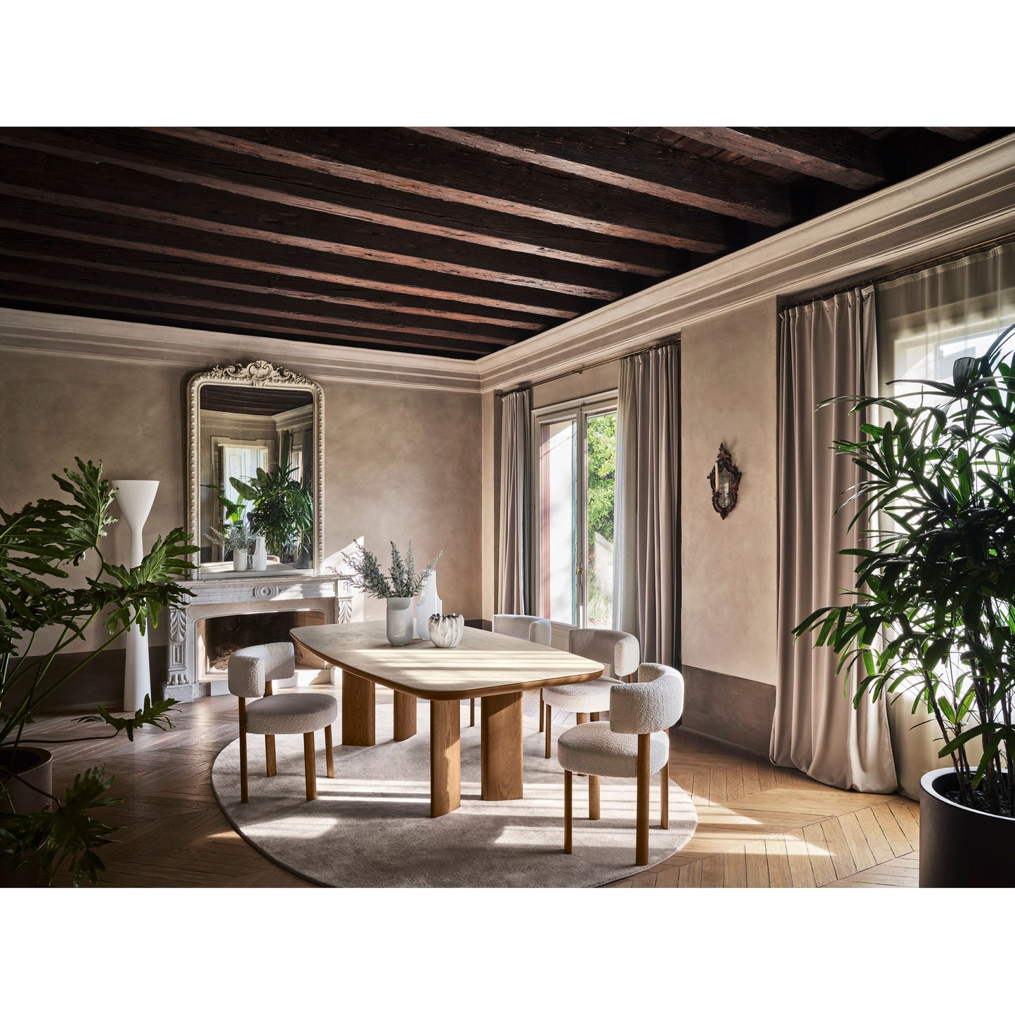 Sandy Fixed Dining Table