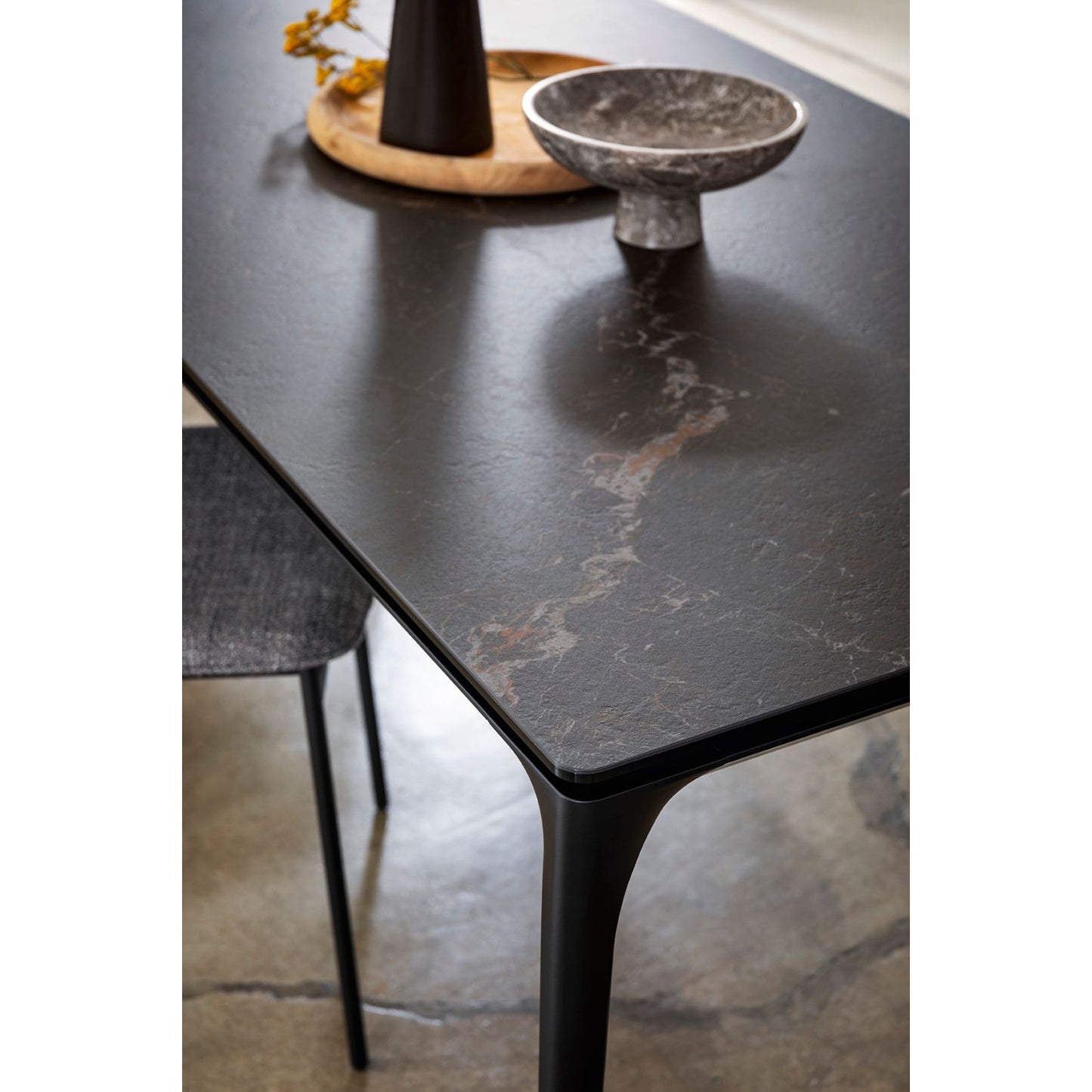 Silhouette Extension Dining Table