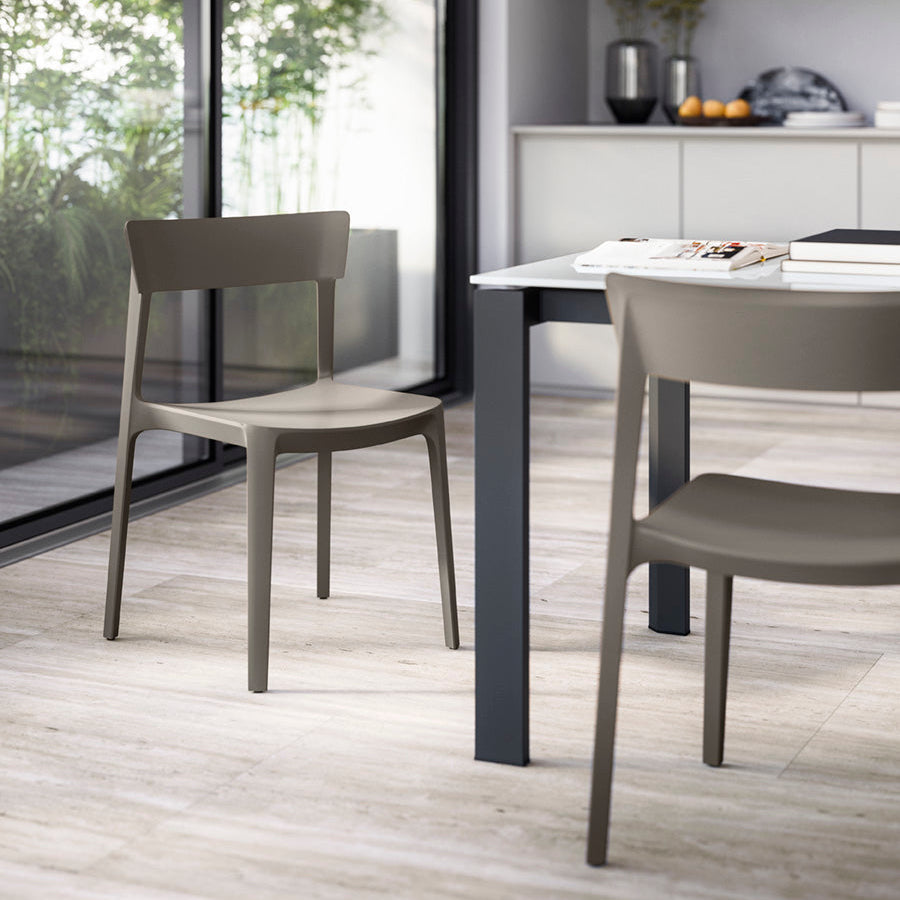 Skin Outdoor Dining Chair