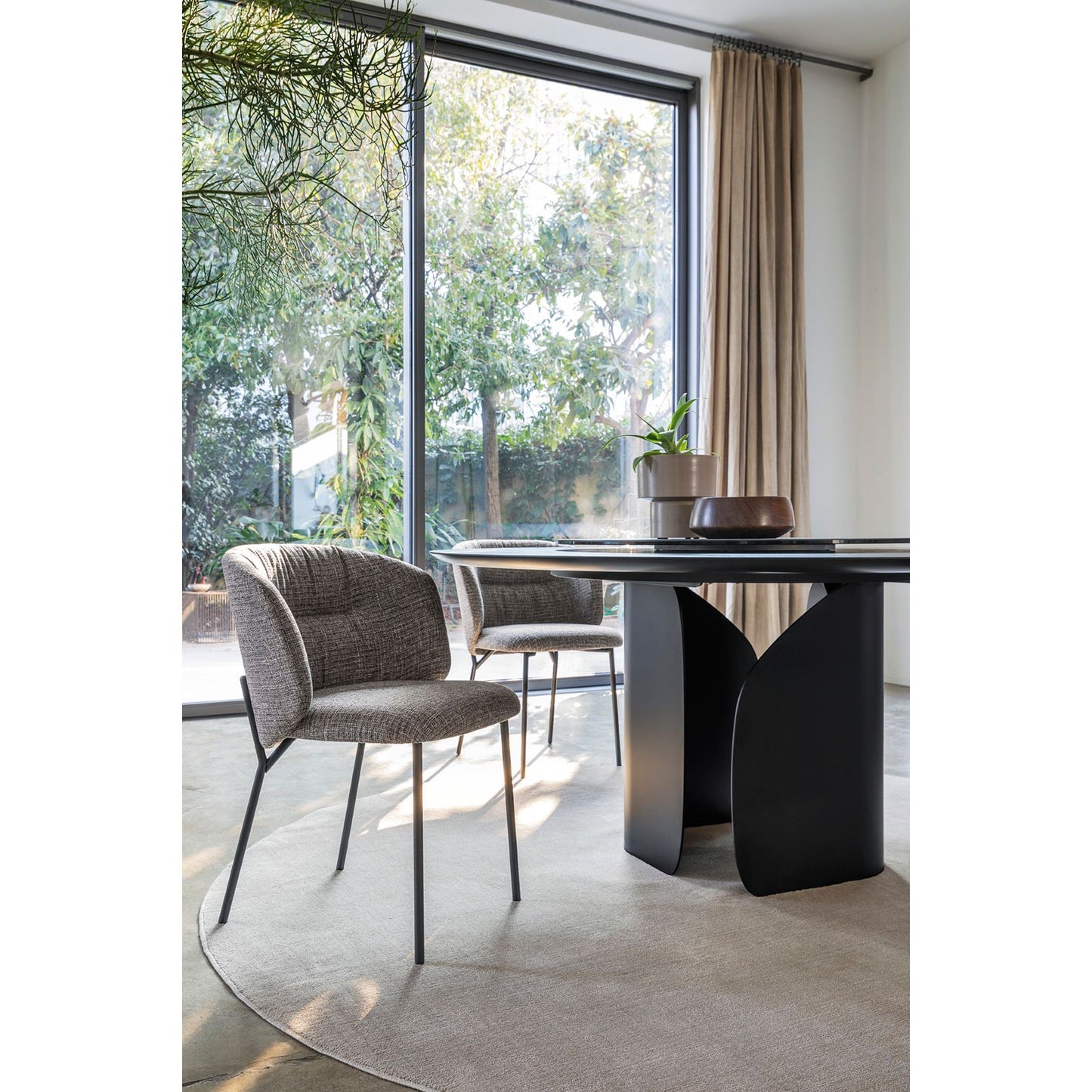Twins Round Dining Table
