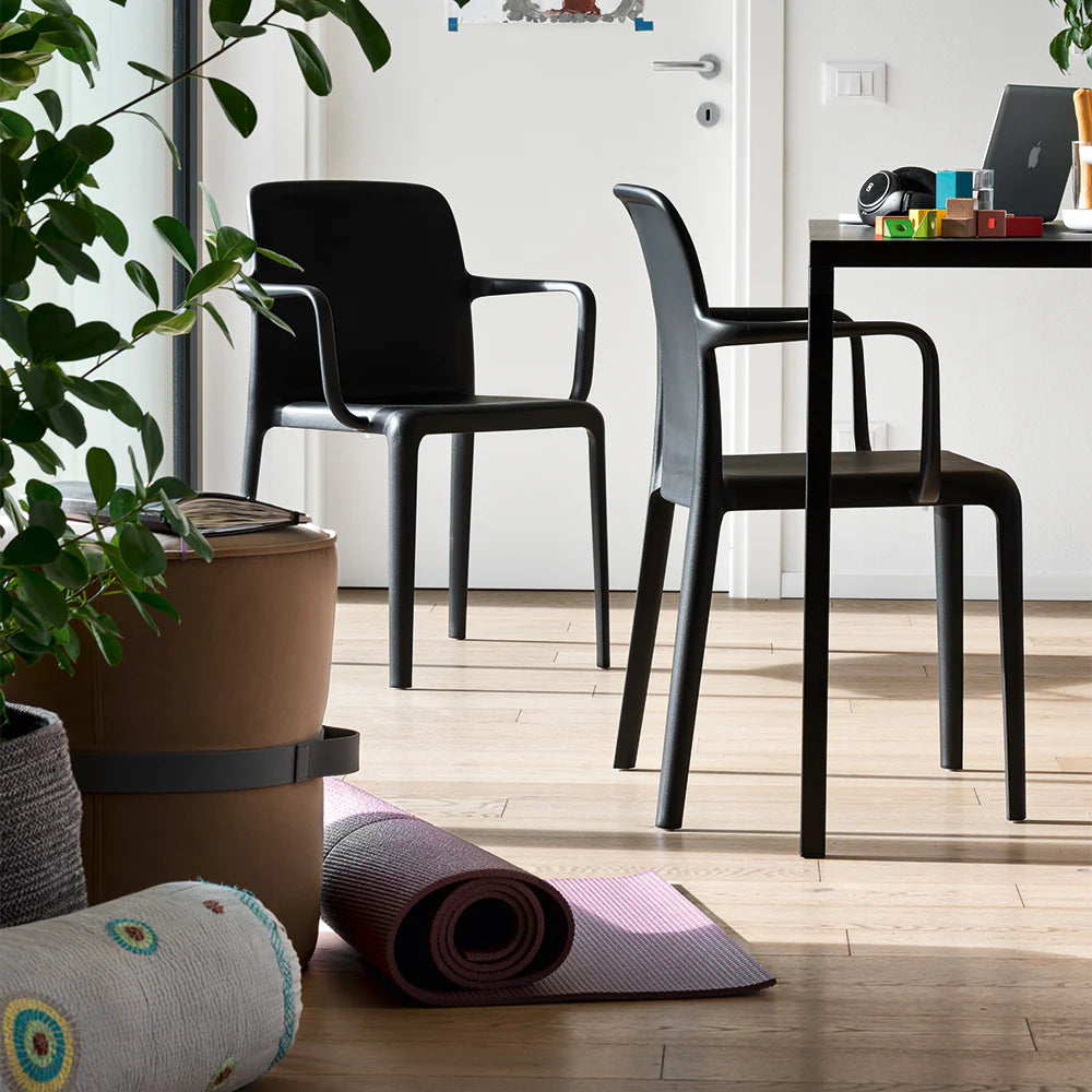 Bayo Carver Outdoor Dining Chair