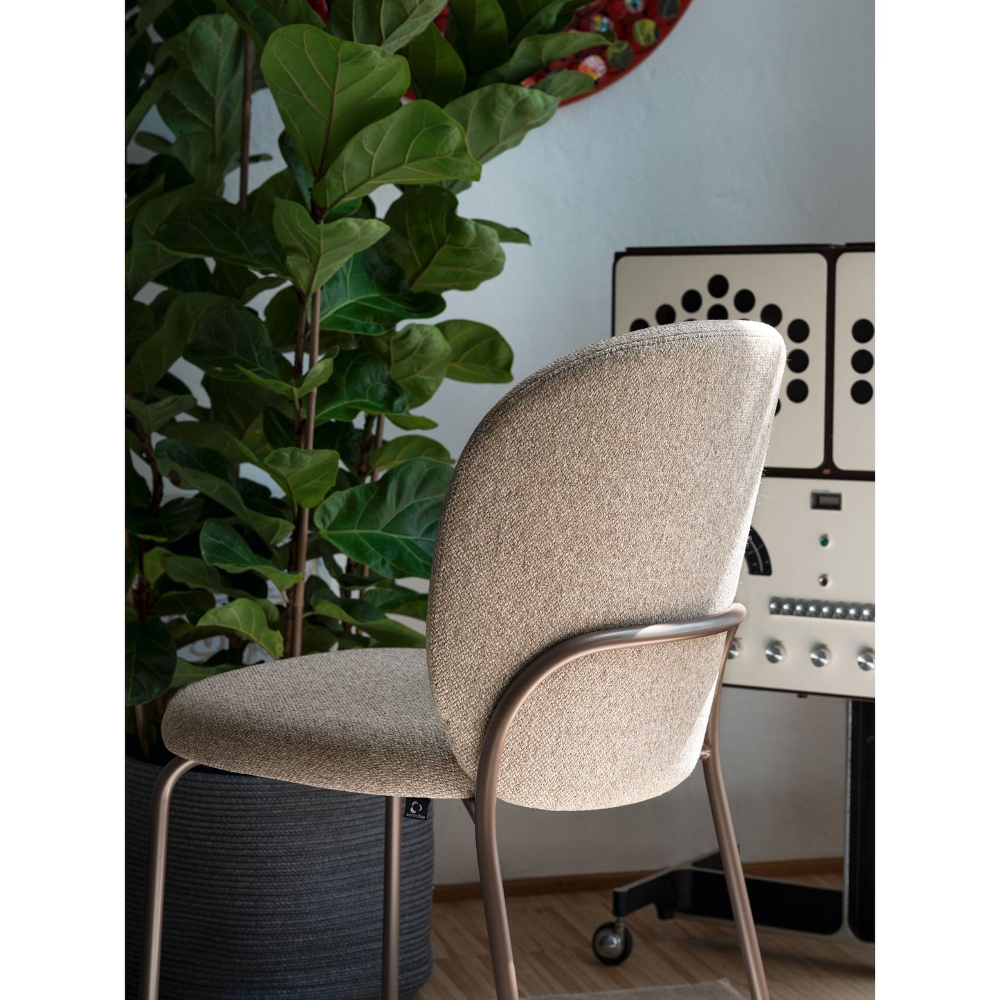 Cozy Mid Dining Chair