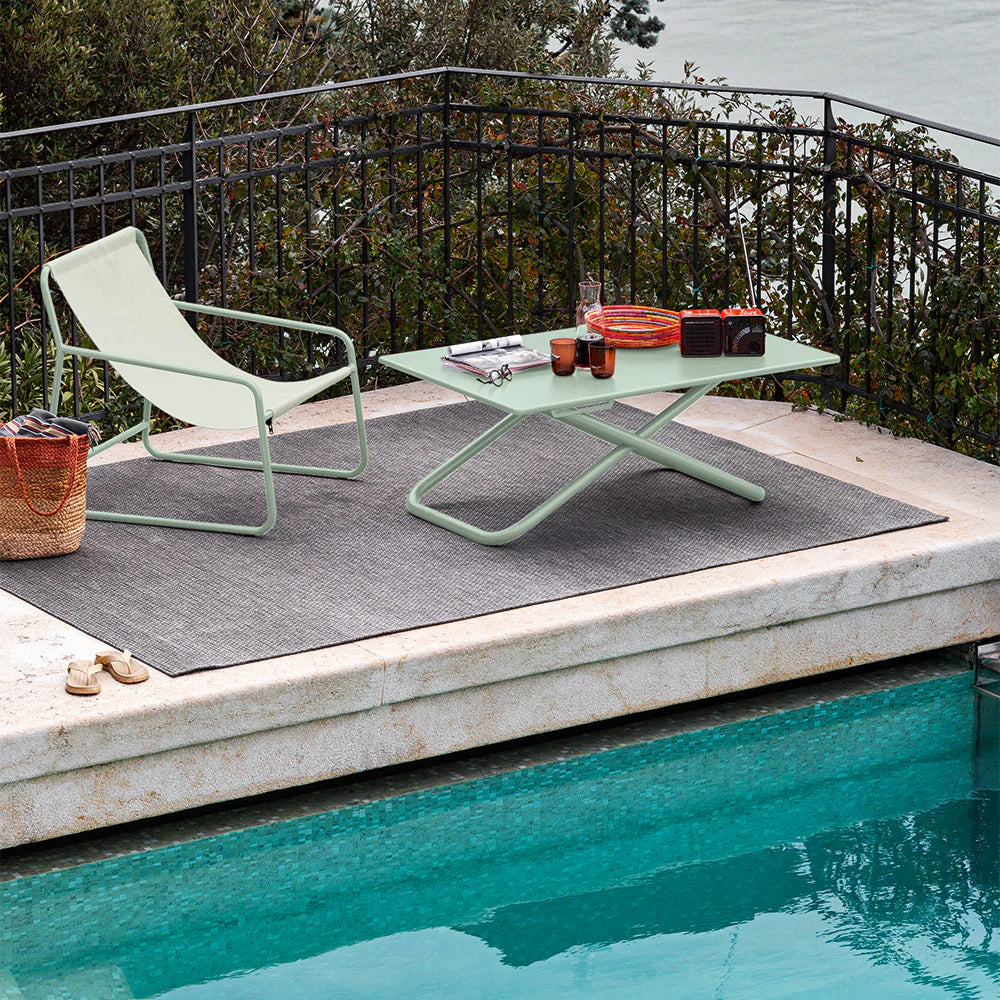 Easy Adjustable Outdoor Table