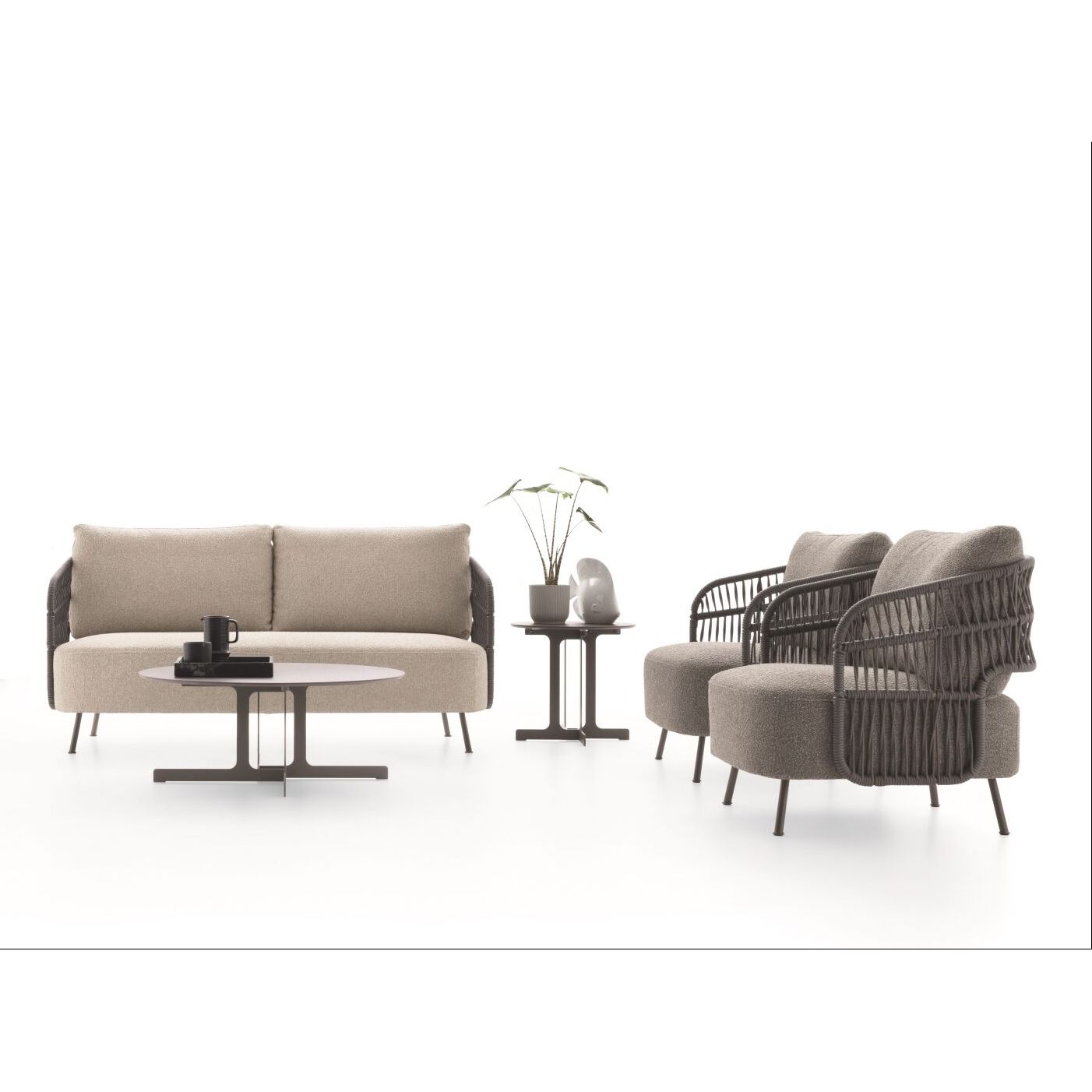 356 Outdoor Armchair