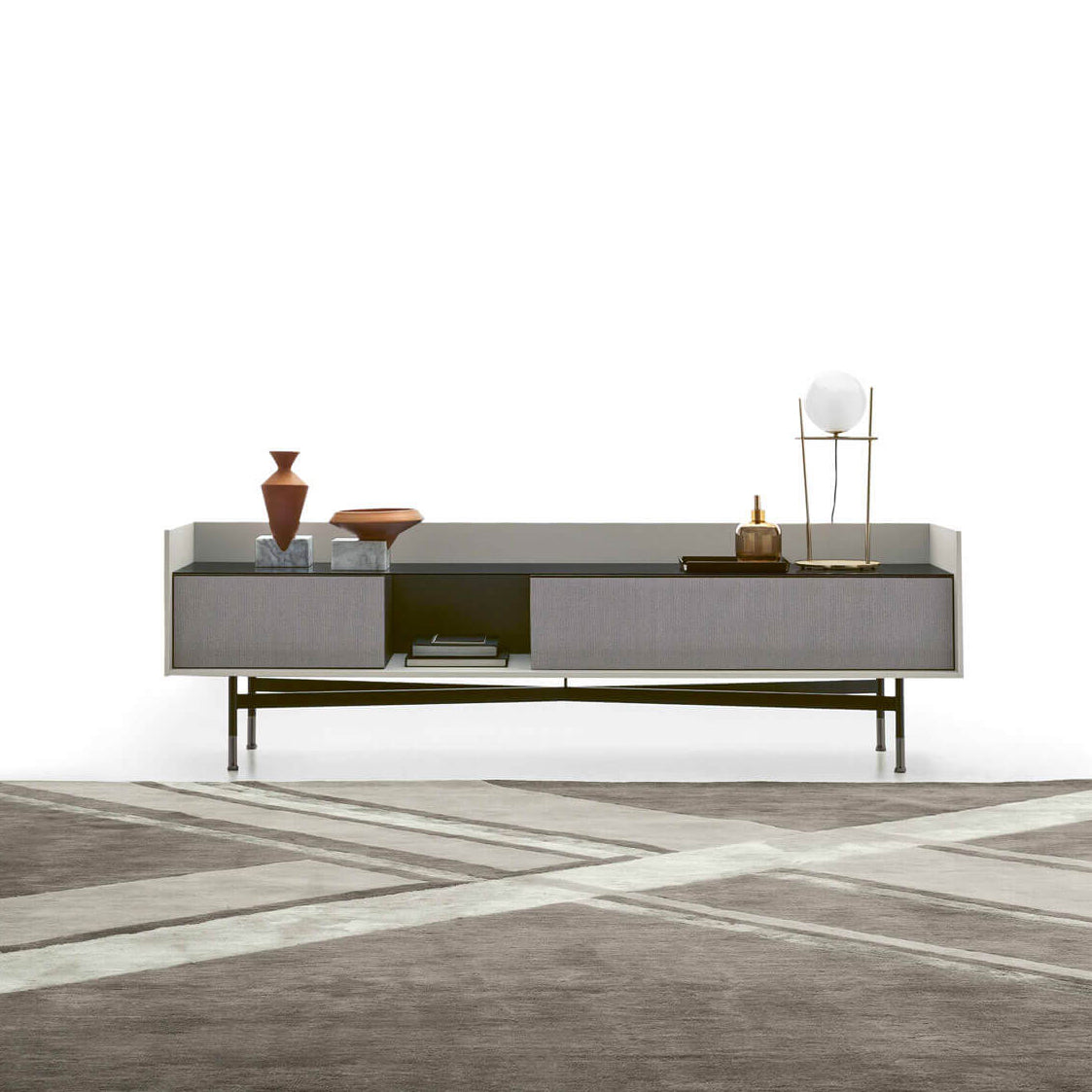 Dialogo Entertainment Cabinet