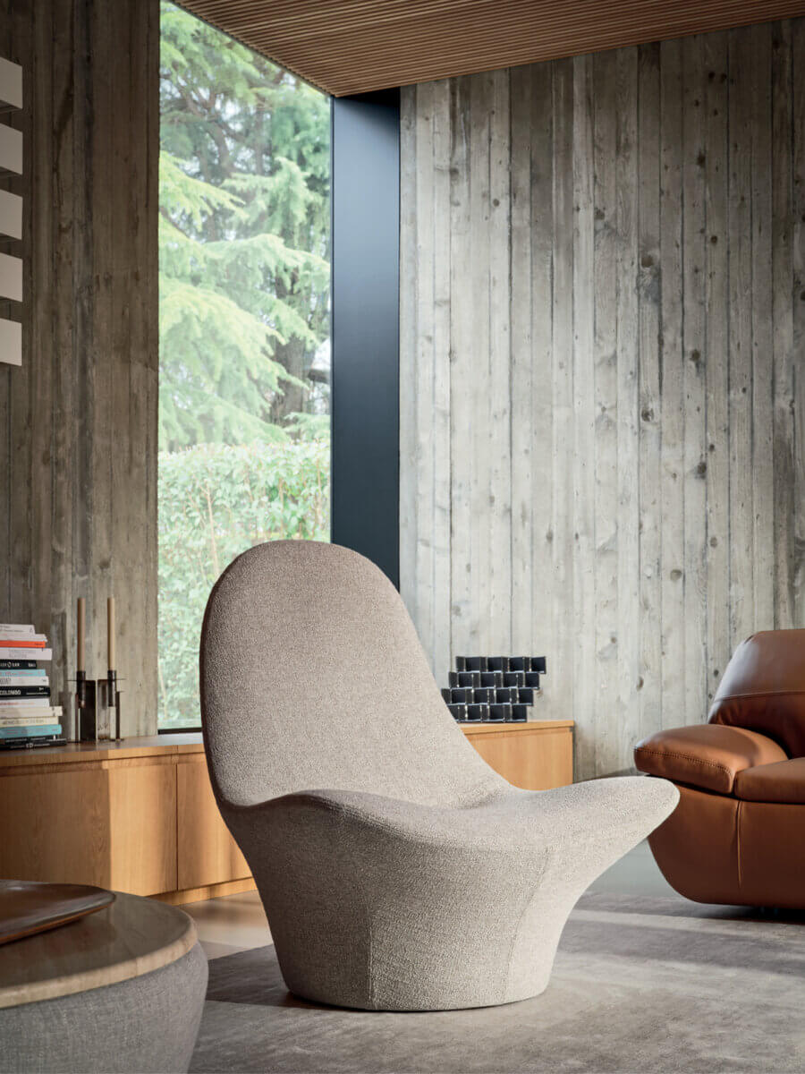 Manta Armchair
